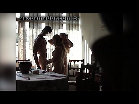 ❤️ Teman seks mengundang pria raksasa dan threesome bersamanya ❤️❌ Video anal di id.shadbase-xxx.ru